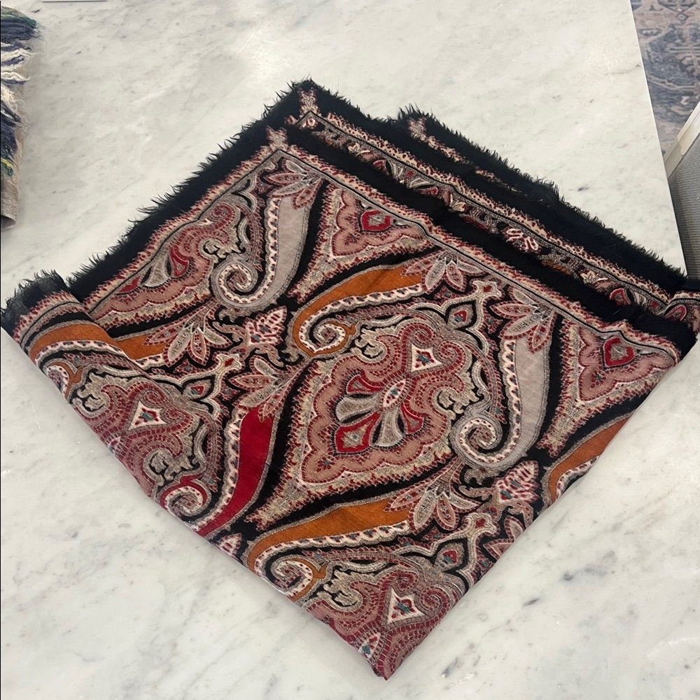 Paisley Patterned Scarf